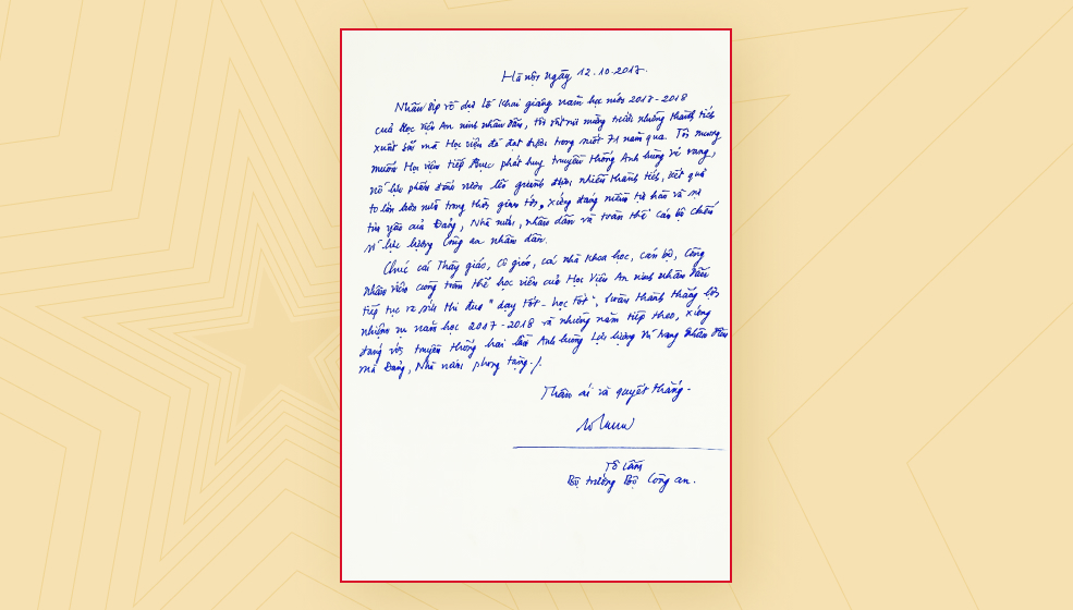 RỰC RỠ TRANG SỬ VÀNG