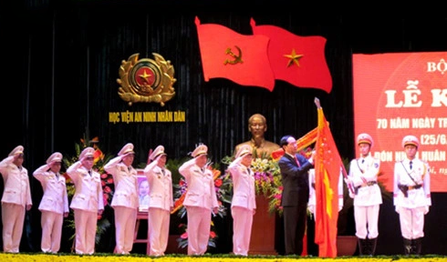 quan-cong-hang-nhat