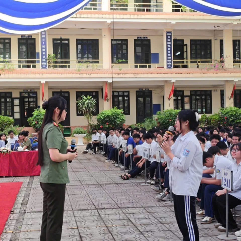 Học viện An ninh nhân dân phối hợp Công an thành phố Hà Nội triển khai mô hình “Trường học Ba nhất về an ninh, an toàn”