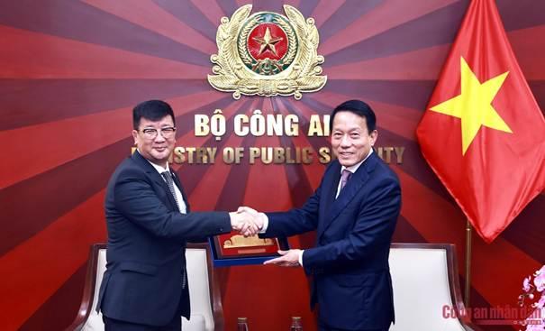 Bộ trưởng Lương Tam Quang tiếp Đại sứ Mông Cổ tại Việt Nam -0