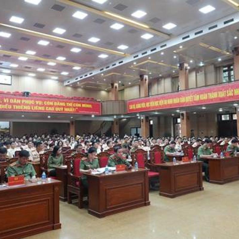 Bế giảng Khoá Cao học 32 tại Học viện An ninh nhân dân