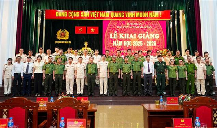 https://hvannd.edu.vn/Content/Uploads/f97296d9-d31f-40b0-b934-85ac10eeed60image-20250917084141-7.jpeg
