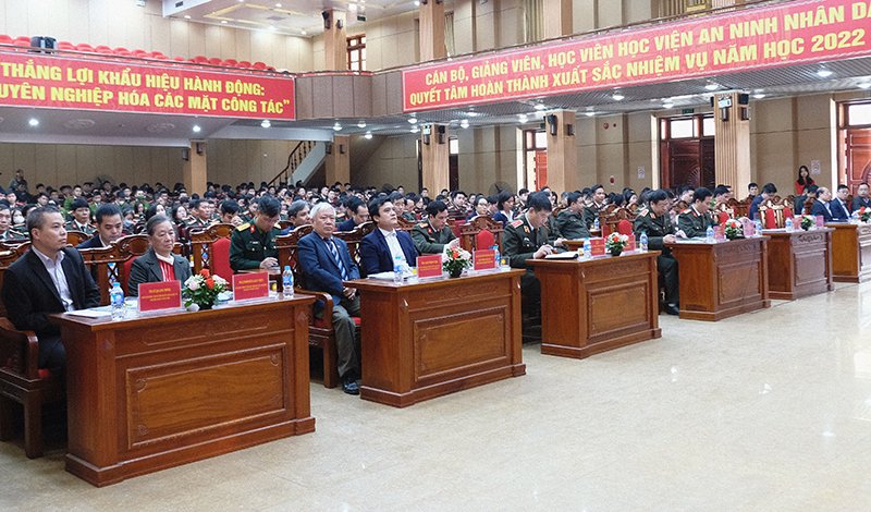 https://hvannd.bocongan.gov.vn/Content/Uploads/f1196fa5-a1e8-488b-a5a6-7d65f878c5d4image-20221223132927-2.jpeg