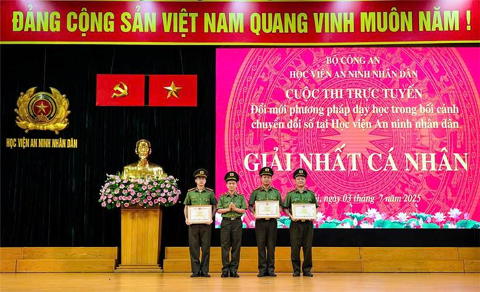 https://hvannd.edu.vn/Content/Uploads/9826a06f-0806-4cd2-ac1f-8e3cf362be0fimage-20250916205828-3.jpeg