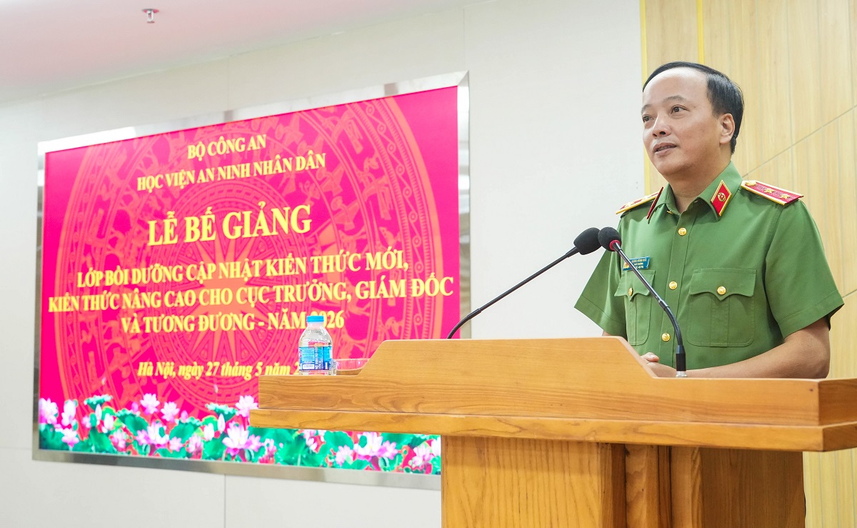 Bế giảng lớp Bồi dưỡng cập nhật kiến thức mới, kiến thức nâng cao cho cục trưởng, giám đốc và tương đương trong CAND năm 2026