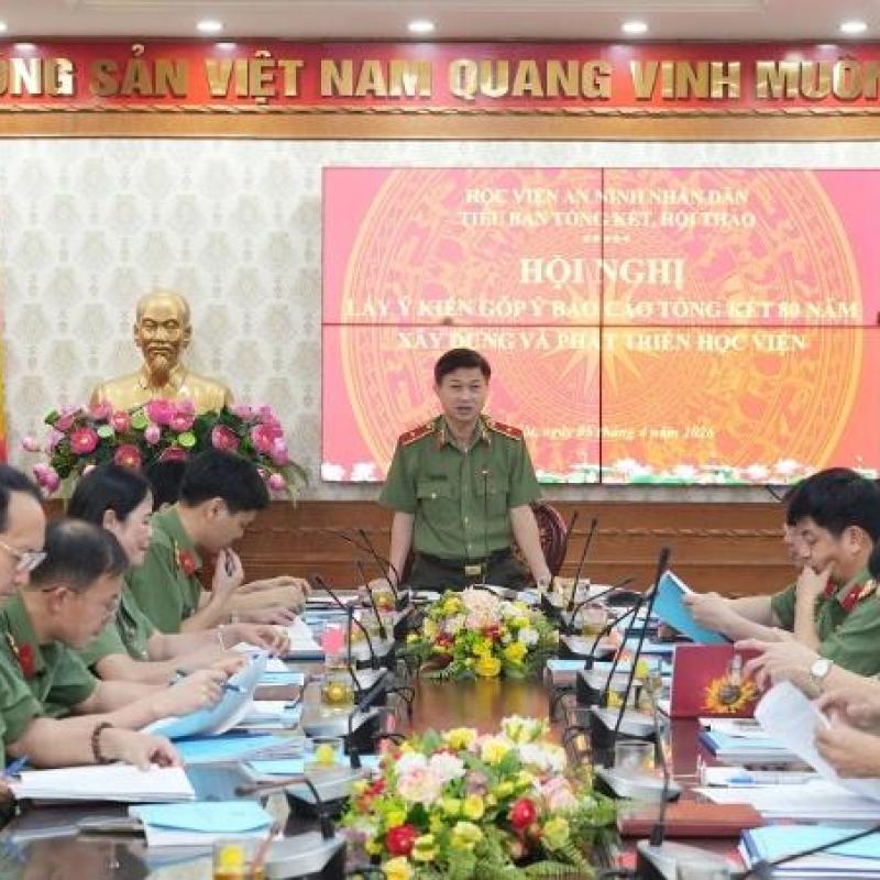 Tập trung trí tuệ hoàn thiện báo cáo tổng kết 80 năm