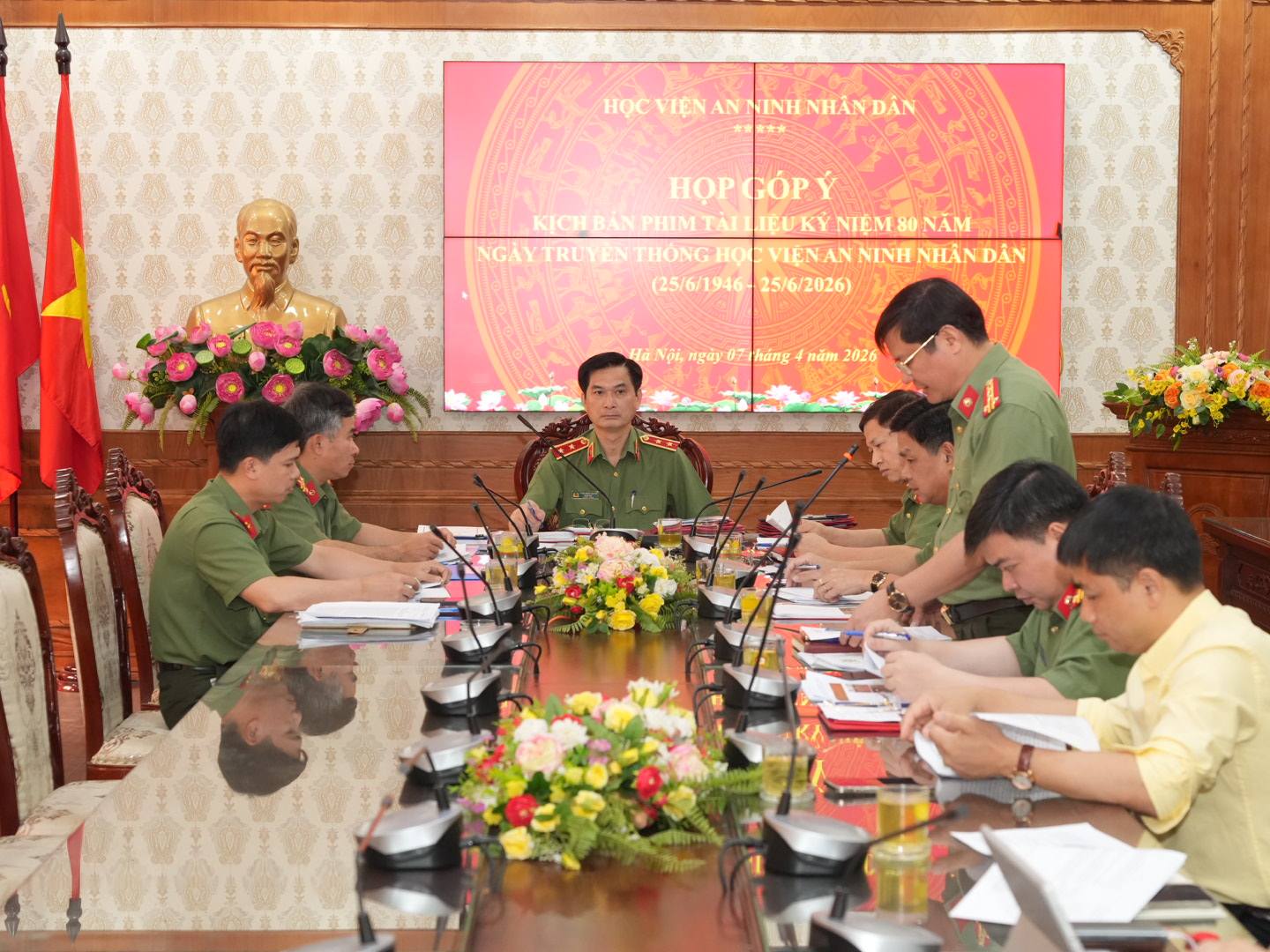 Họp Ban Chỉ đạo về xây dựng phim 80 năm truyền thống Học viện